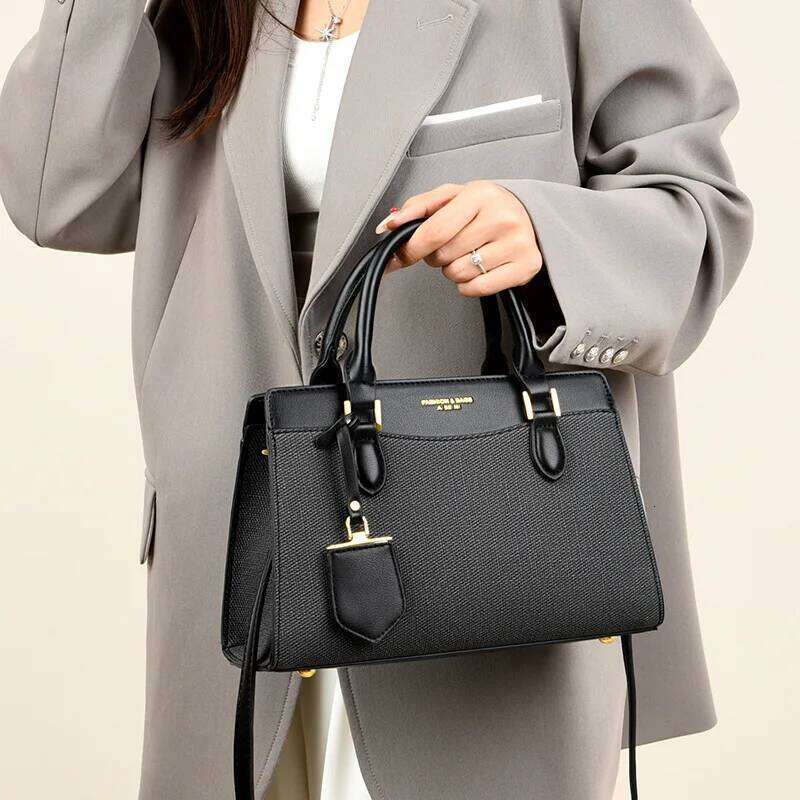 Women's handbag designer premium structural bag minimalist shoulder bag with detachable chain and patch canvas, office to weekend