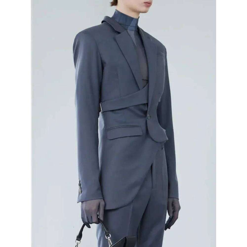 Coats Designer Women VGH Solid Hollow Out Casual Irregular Blazers For Women Notched Collar Long Sleeve Spliced Button Temperament Blazer Female New D