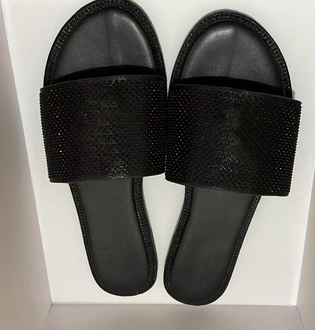 Designer Sandals Diamond Ladies Sandals Slippers women Summer Shoes Shoes Outdoor Beach Slippers Ladies Classic Fashion Casual slides A11