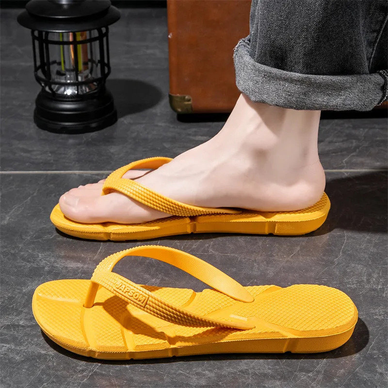 Summer Yellow Mens Slippers Flat Fashion Slides Lightweight EVA Slippers Men Outdoor Beach Flip Flops Man chinelos masculinos 250605