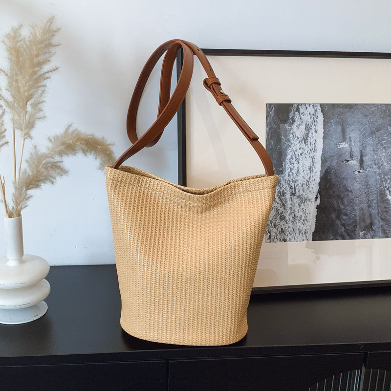 designer Summer Korean Style Versatile Bucket Bag for Women 2025 New Single Shoulder Crossbody Bag Fashion Casual Versatile Handbag