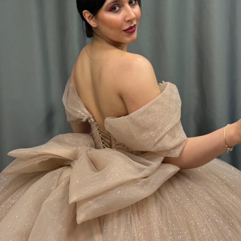 Champagne Shiny Quinceanera Dresses Beads Appliques Tiered Tull Ball Gown Off The Shoulder Birthday Formal Party Vestidos 15 Anos
