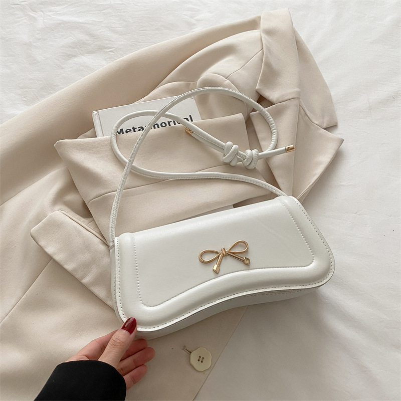 designer Casual Texture Personality Trend Baguette Bag Fashion 2025 Spring New Simple Stylish Women's Shoulder Crossbody Bag