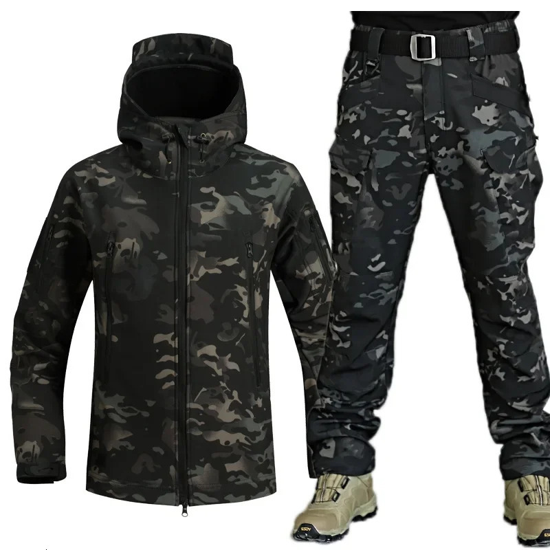 Winter Thicken Men Camo Suit Waterproof Tactical Training Set Multipocket Hooded Jacket Fleece Pants Outdoor Hunting 2piece 250604