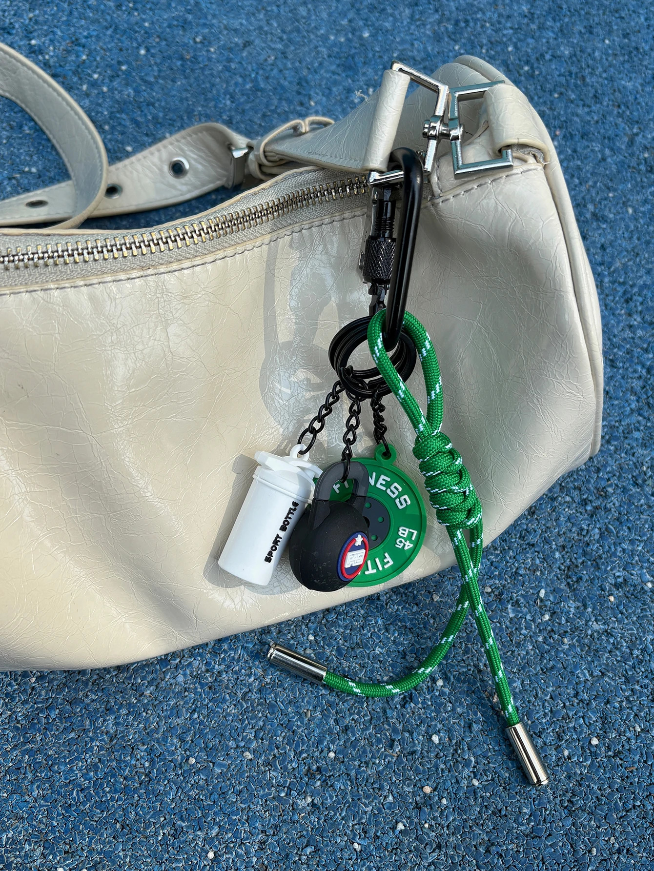 Gym Series Key Chain Color Handmade Rope Key Ring Fahion Bag Pendant Dumbbell Kettlebell Keychain Bag Charms 250605