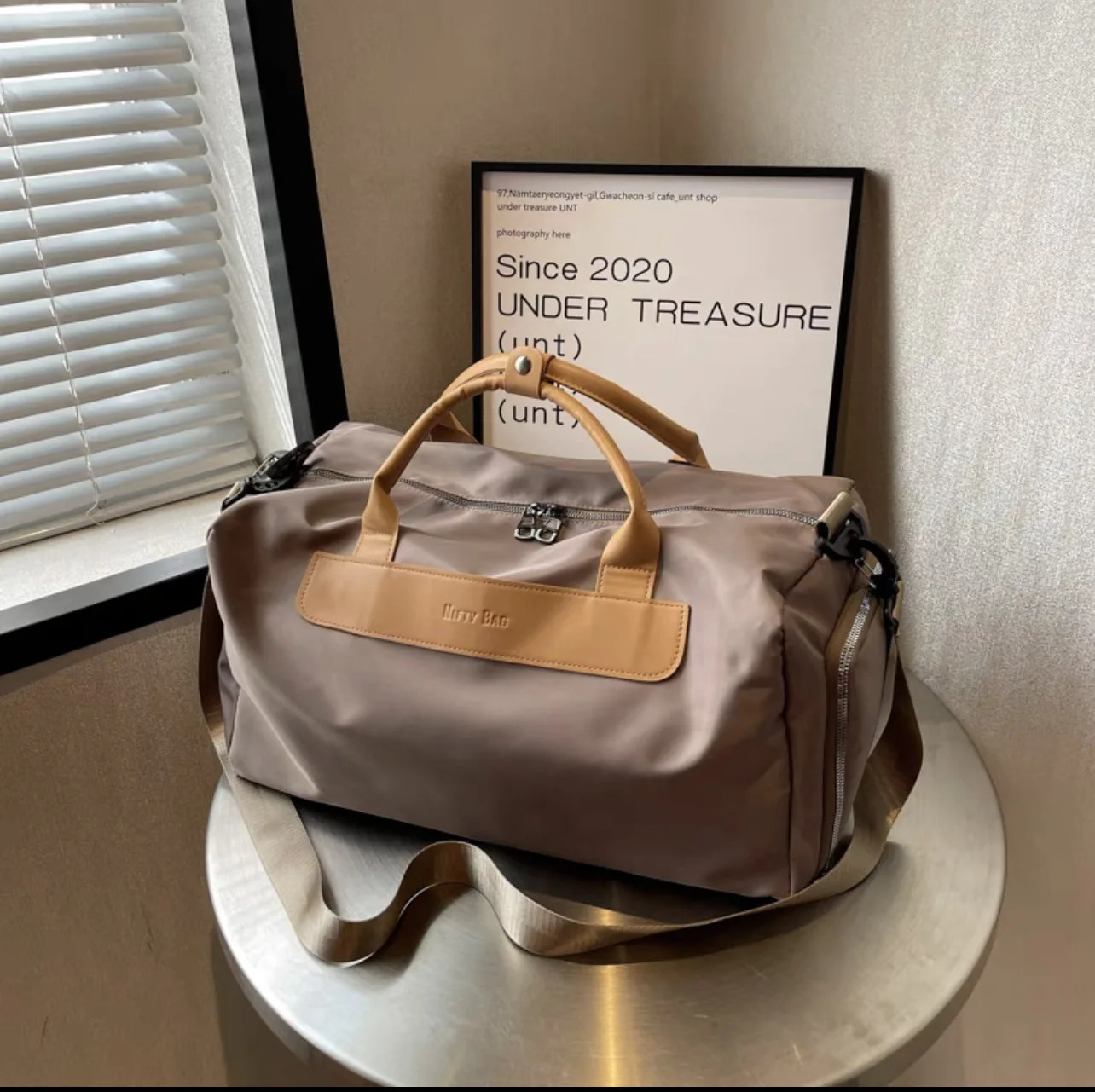 large Capacity Portable Handbag Leisure Fitness Sports Travel Bag Korean Fashion Receive Gym Bag 250530