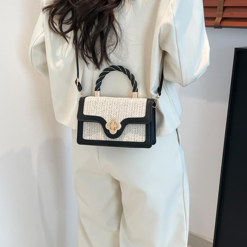 designer 2025 Spring New Fashionable Niche Design Small Square Bag Trendy Casual Textured Women's Shoulder Crossbody Bag