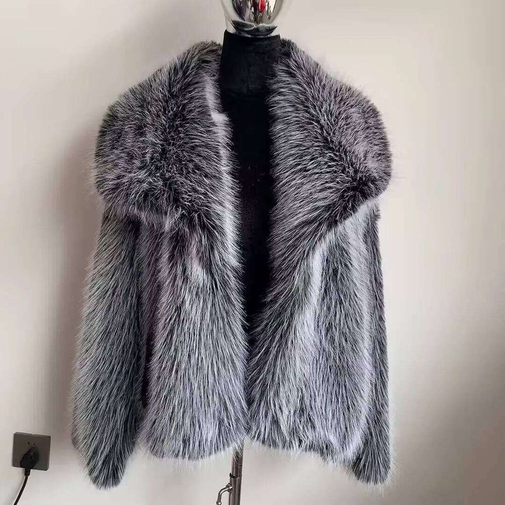 Women's coat with large lapel long sleeved for autumn and winter warmth, women's faux fur jacket good 2025