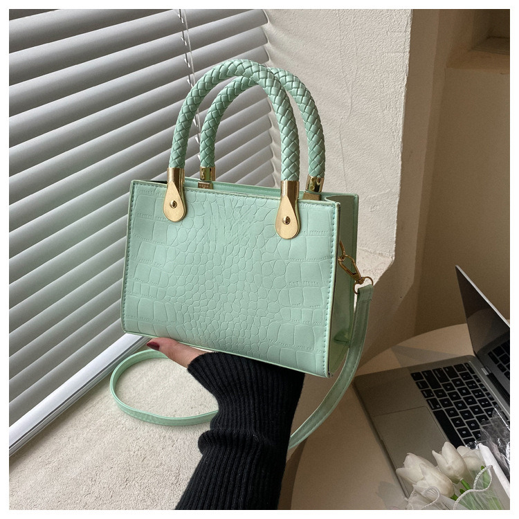 Top quality brand high-quality new free designer bag fashionable texture 2025 Korean style new stone pattern woven handbag crossbody bag brand new fre