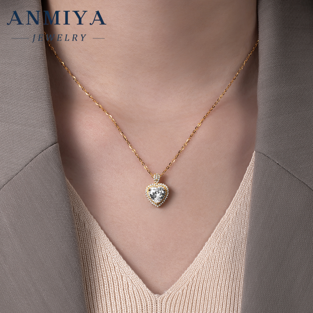 Elegant Sterling Silver Jewelry Heart Pendant Necklace with Shiny Zircon for Romantic Gift, Women's 925 Necklace for Anniversary