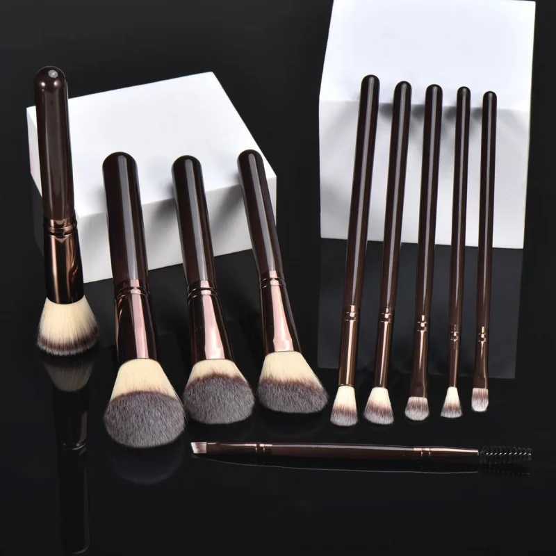 New Product10Brown Makeup Brush Set with Wooden Handle Ultra Soft Cangzhou Beauty Tools SetW250605