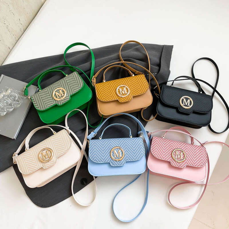Small Spring 2025 New Fashion Crossbody Bags Trendy Handbags for Women Internet Celebrity