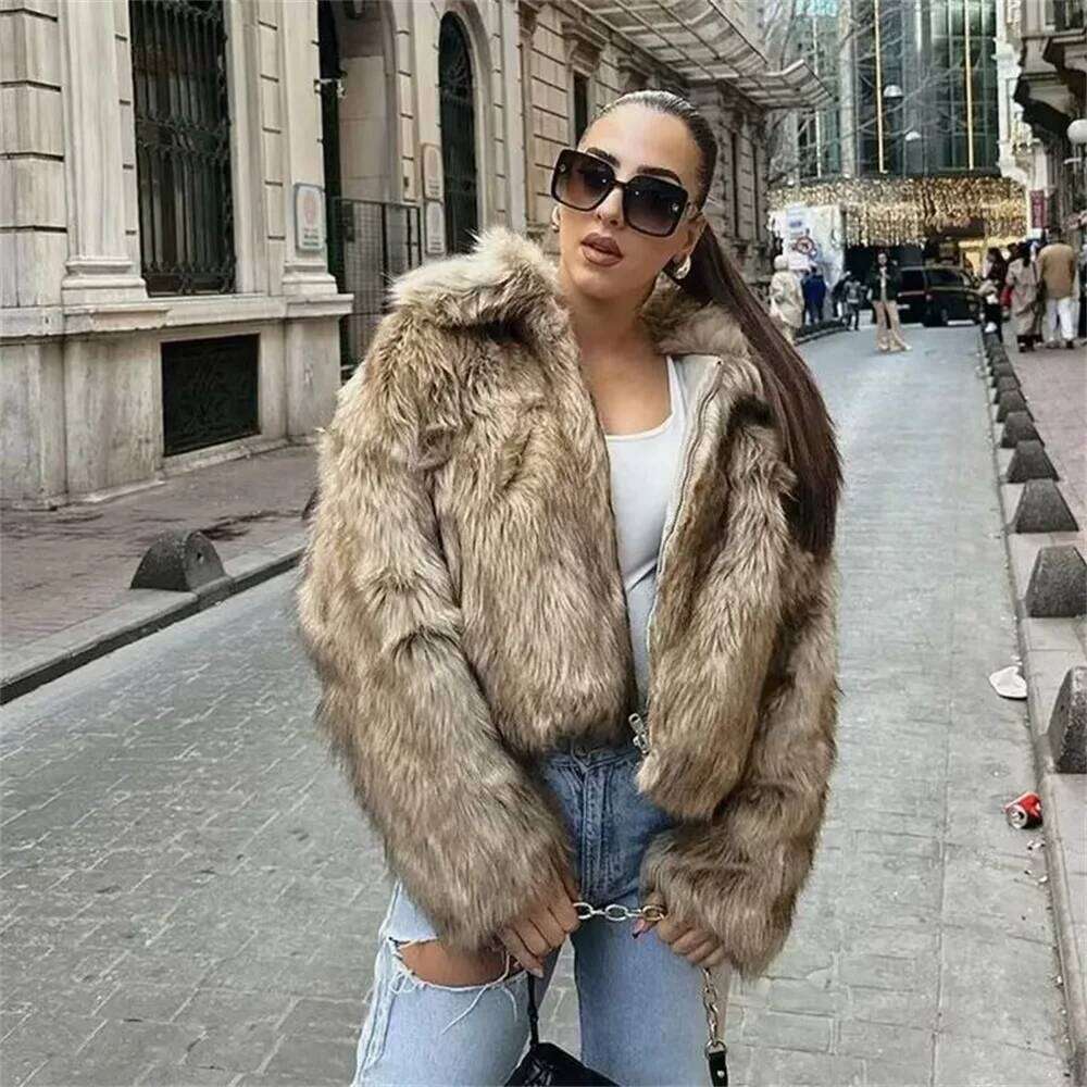 Coats Designer Women UNIZERA Women's Pocket Decoration Warm Zipper Style Fur Autumn And Winter New Item Lapel Long Sleeved Loose Jacket Designer