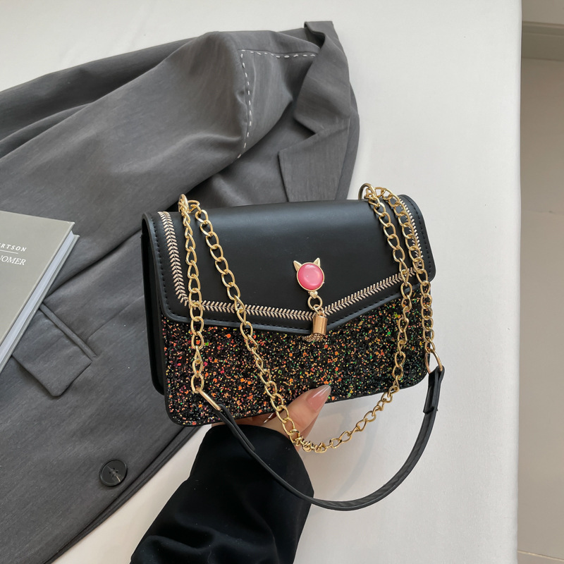 designer 2025 Spring New Fashion Casual Textured Stylish Small Square Bag Niche Design Trendy Women's Shoulder Crossbody Bag