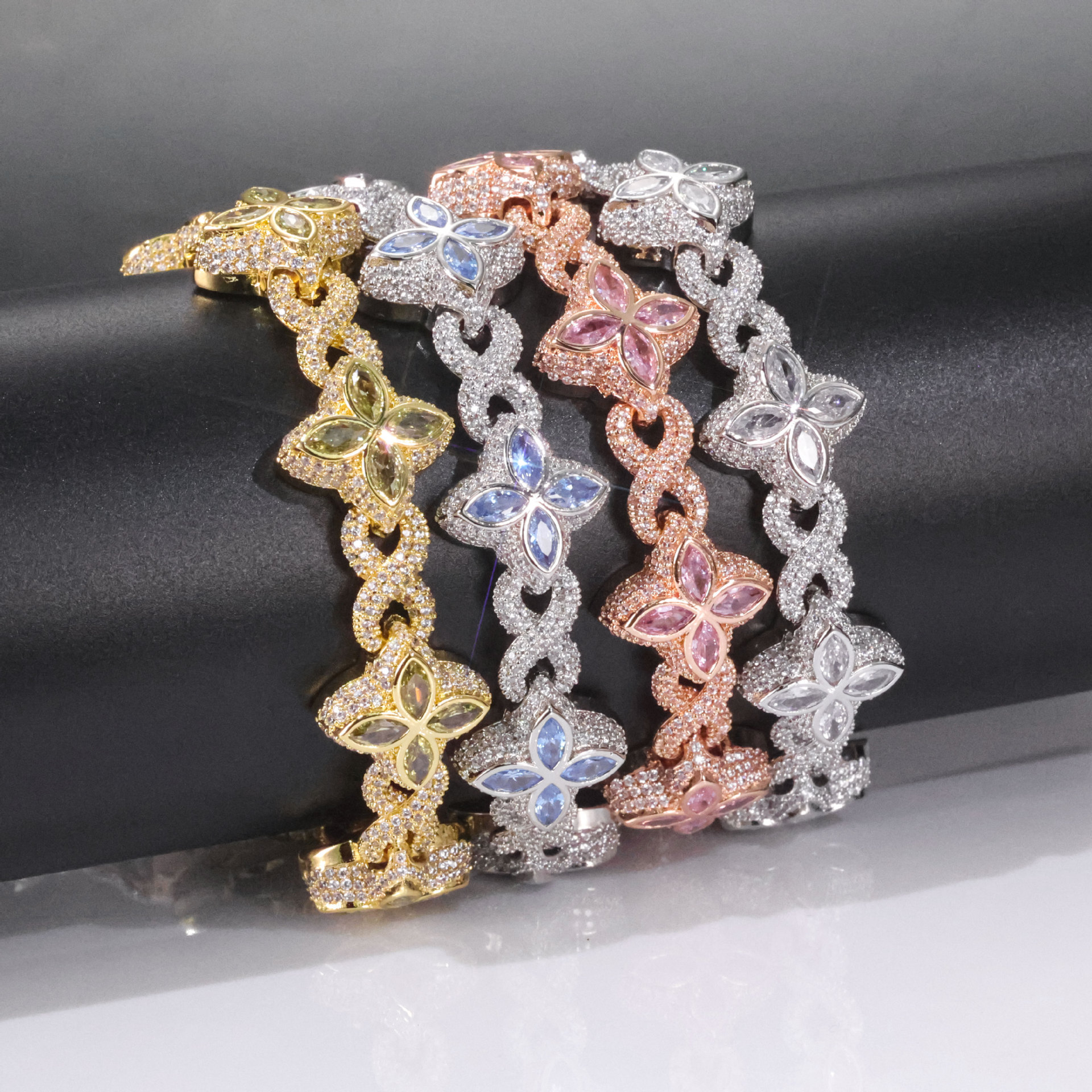 Four leaf clover Moissanite eight character Cuban bracelet hip-hop mens bracelet high-end and versatile trendy accessory