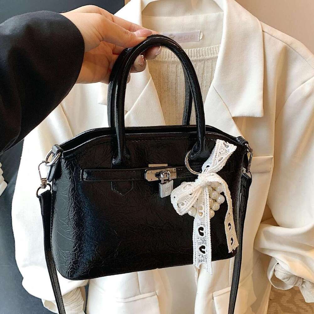 New Handbag for Women 2025 Summer Versatile Niche Shoulder Korean Style High-end Crossbody Bag