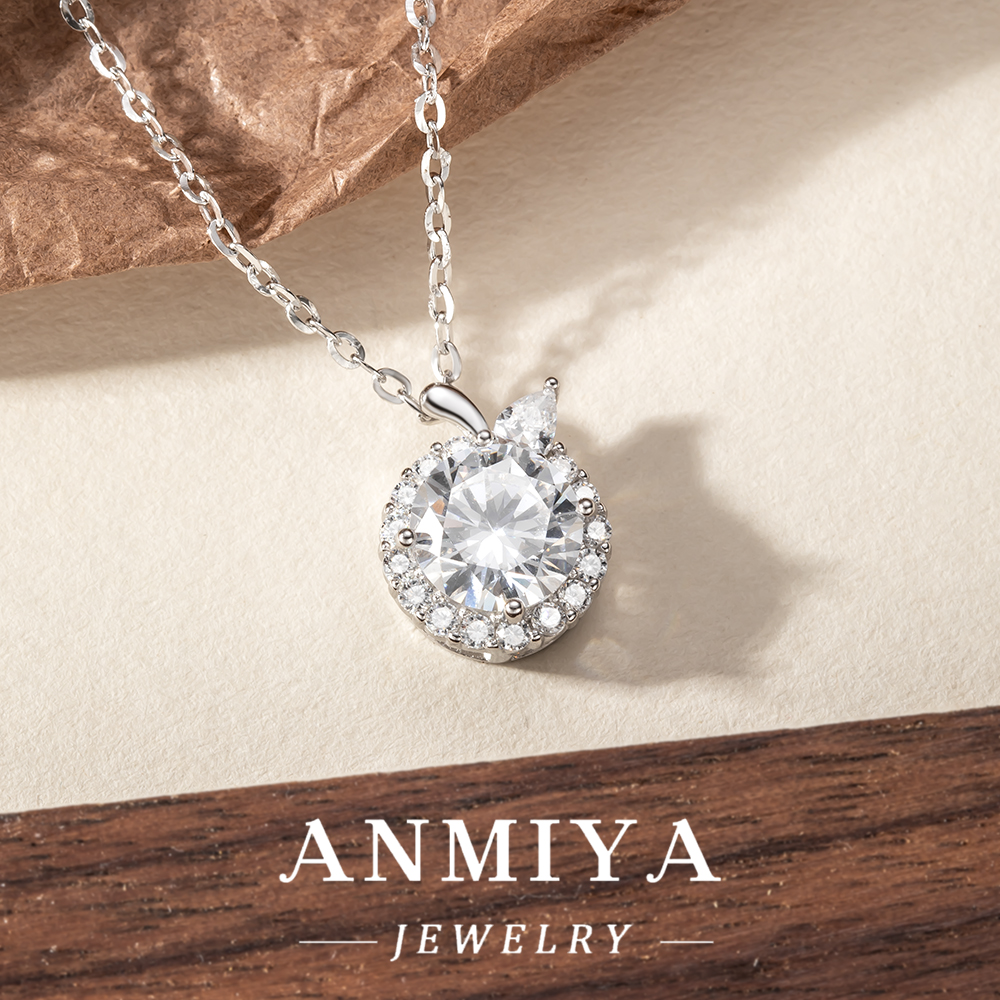 Classic Sterling Silver Jewelry Shiny 925 Necklace Featuring Minimalist Round Geometric Pendant Design for Modern Office Wear