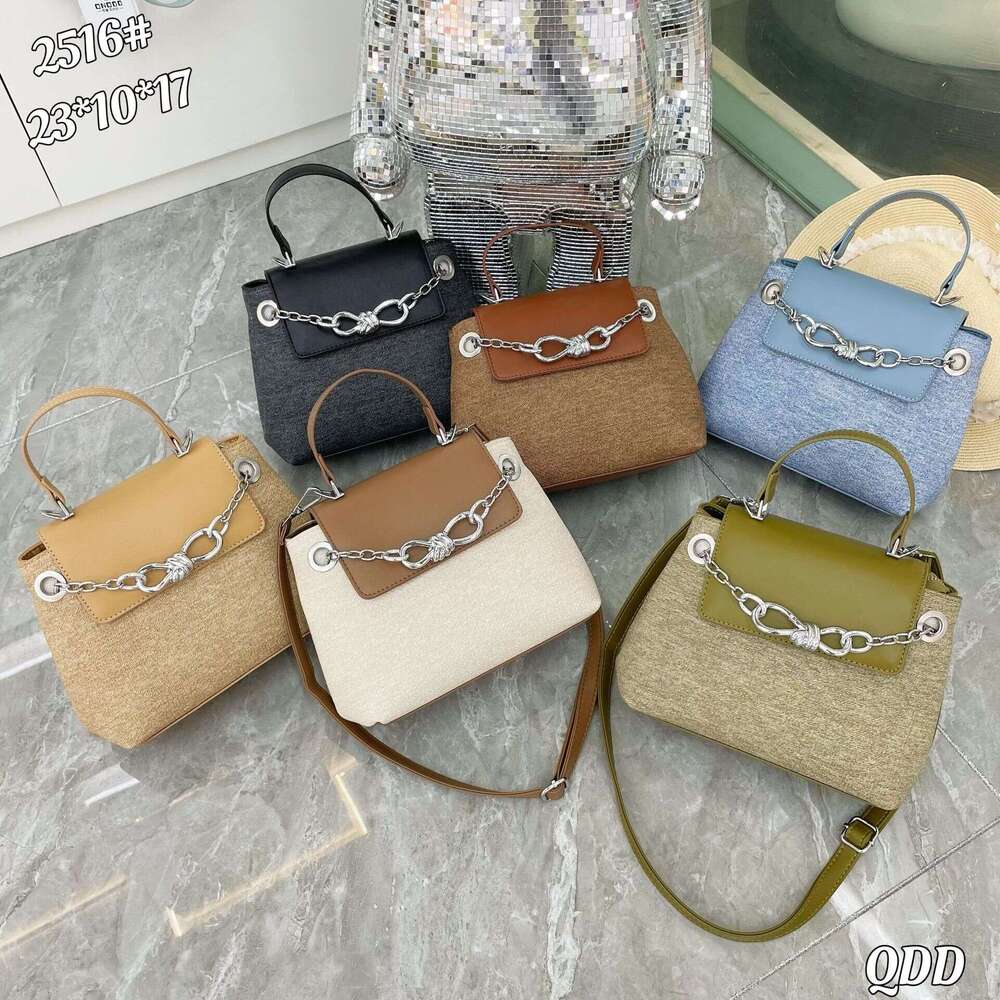 Fashionable New Korean Style Niche Bowknot Chain Trendy and Stylish Crossbody Bag Elegant Handbag