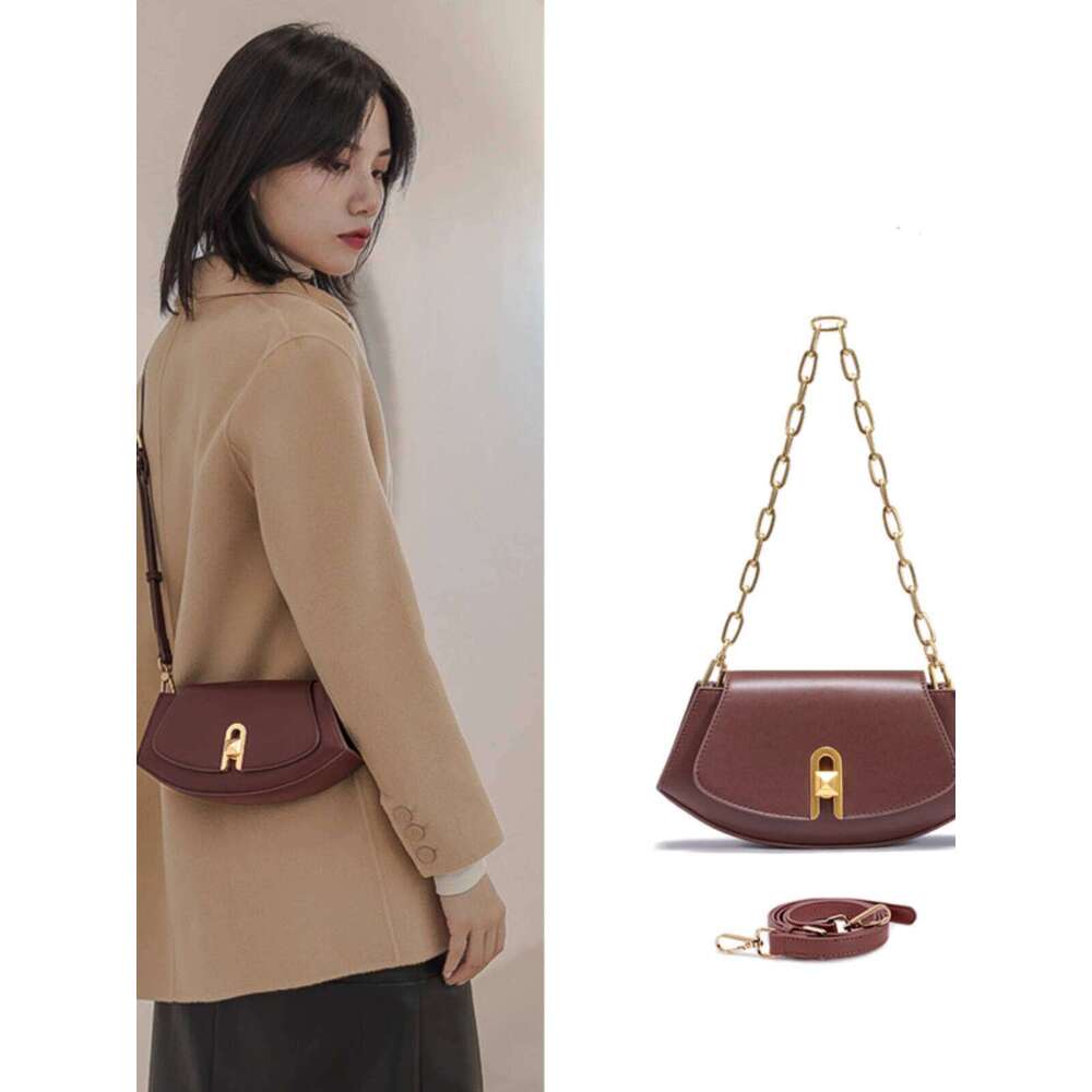 High-end Niche Design Brown Chain Underarm for Women 2025 New Commuter Shoulder Crossbody Saddle Bag