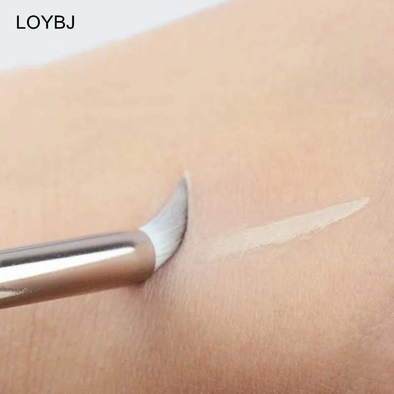 LOYBJ Pencil Tip Concealer Brush Precise Makeup Brushes Covering Under Eye Nasolabial Concealer Cream Details Women Beauty Tools W250605