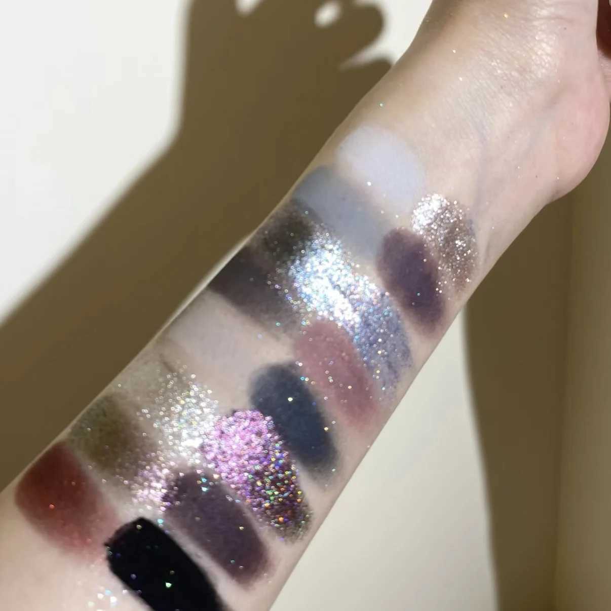 Cheeryep 6 Color Eyeshadow Qianyan Plate Glitter Chameleon Matte Pearlescent Explosive Flash Plate Qian Yan Cowherd Sequins W250605