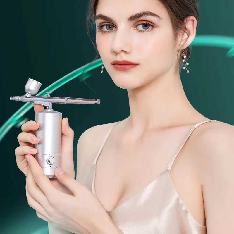 Facial Nano Oxygen Injection Instrument Handheld High Pressure Beauty Facial Spray Moisturizing Steamer XJ250607