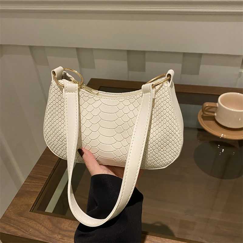 Luxury Odile Pattern Shoulder Bag for Women Large Capacity Commuter Bag Quality Leather Square Shape with Pocket Underarm Bag XJ250605