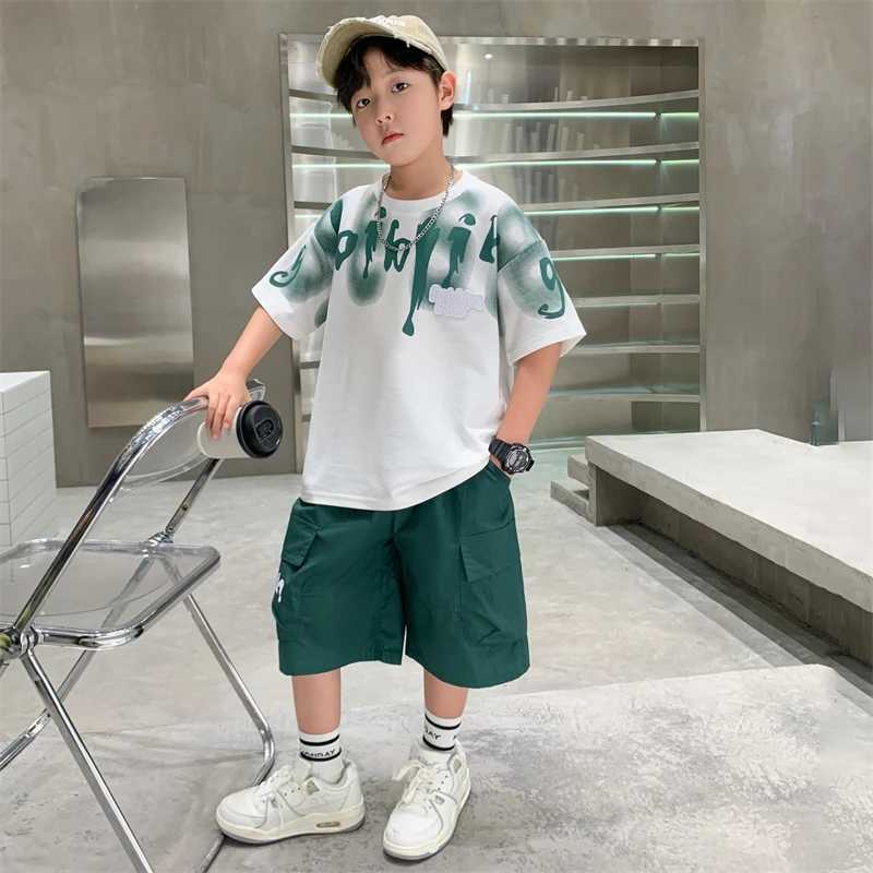 Stylish Tween Boys Clothes Set Summer Kids Sport Short Sleeve T-shirt Shorts 2 Pieces Suit Teens Child Outfit with Letter Print R250605