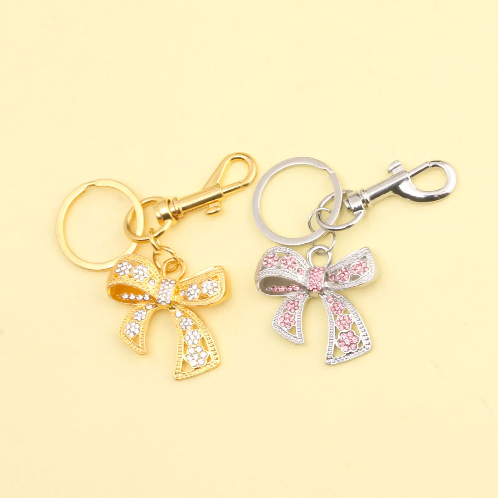Full Rhinestone Bowknot Y2K Keychains for Women Bag Charm Pendant Car Keyrings Creative Letter D Key Chains Fashion Key Rings 250605