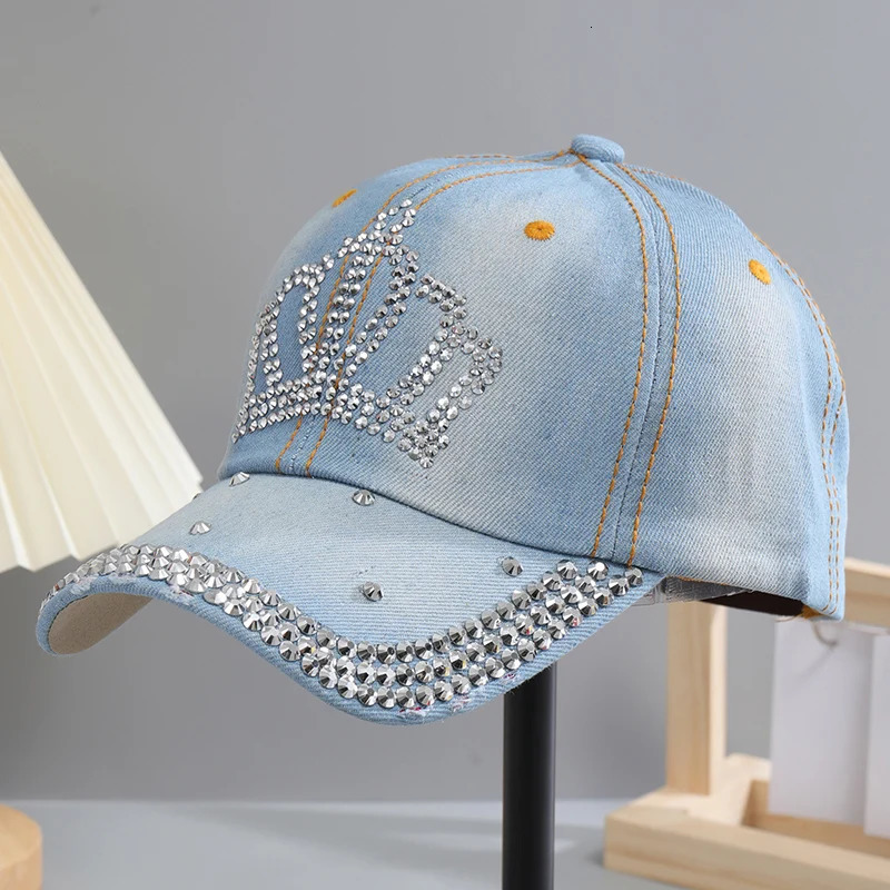 A Shiny Rhinestone Baseball Cap for Women Adjustable Comfy Fashion Outdoor 250603