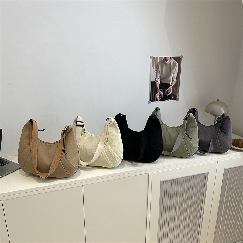 designer Minimalist Casual Niche Design Large Capacity Bag 2025 Spring New Fashionable Women's Shoulder Tote Bag