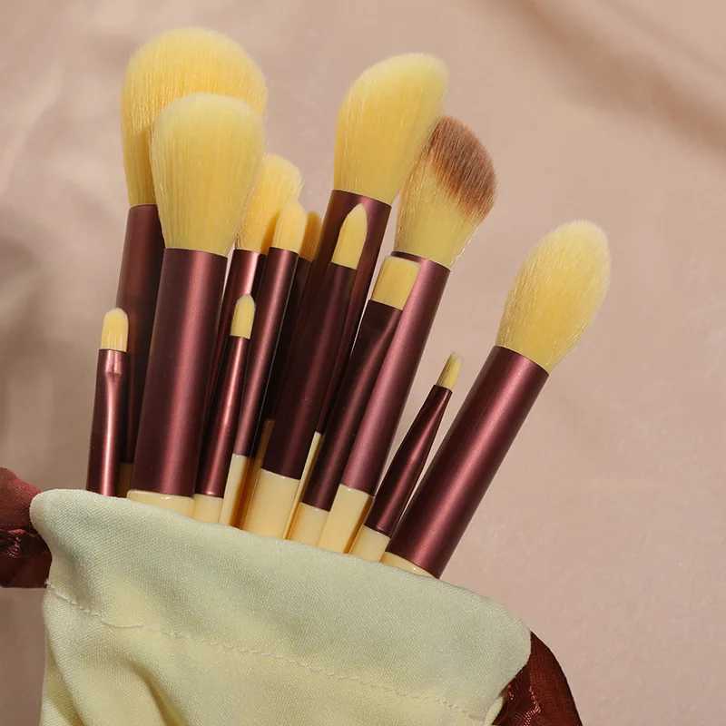 13/8Pcs Soft Fluffy Makeup Brushes Set for cosmetics Foundation B Powder Eyeshadow Kabuki Blending Makeup brush beauty Tools W250605