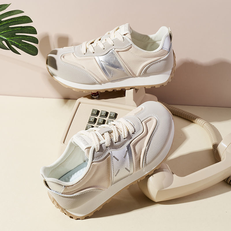 Women's 2025 Designer casual shoes Spring New Versatile Agan Fashion Niche Student Running Casual Sports Shoes