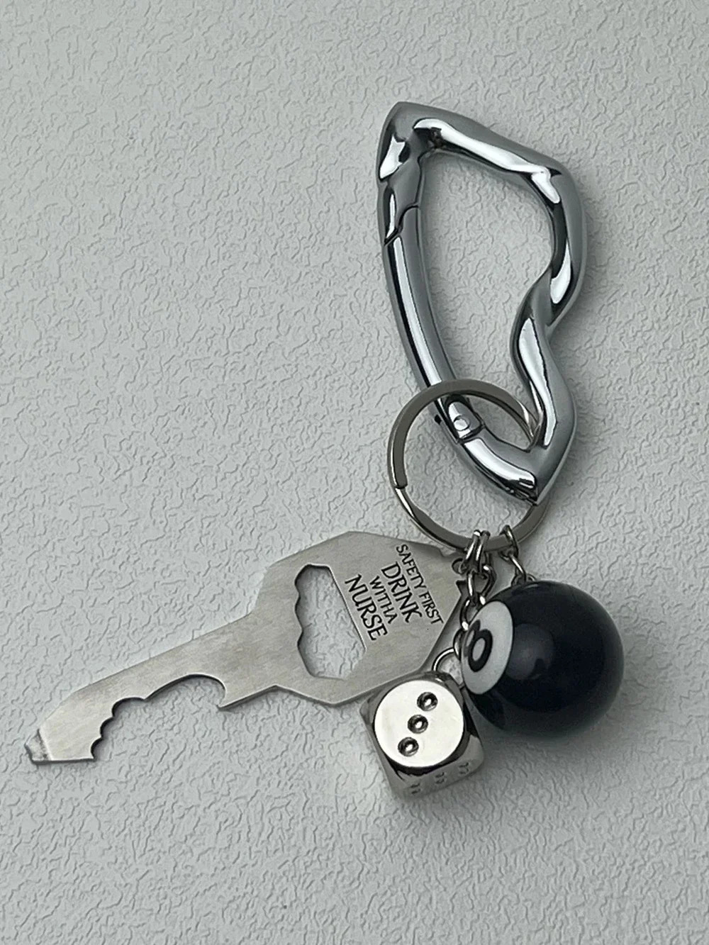 Y2K Punk Star Oval Essential Icon Carabiner Keychain Axe Shaped Mountaineering Car Key Ring Gothic Backpack Decor Korean Fashion 250605