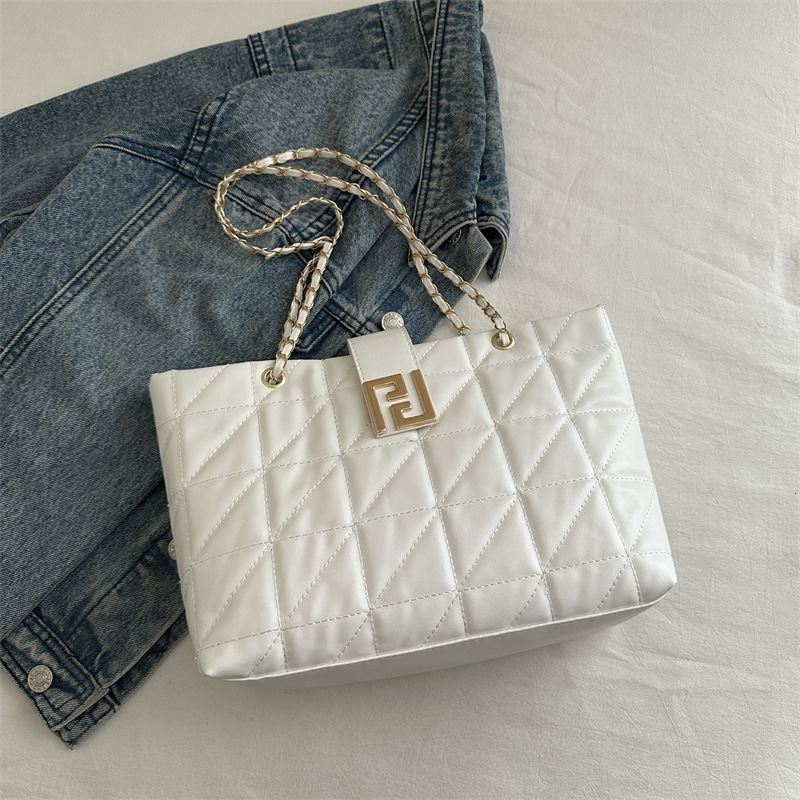 designer 2025 Trendy Casual Simple Large Capacity Bag Summer New Fashion Stylish Women's Shoulder Tote Bag