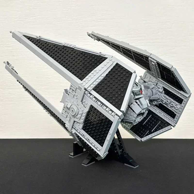 1931pcs Spaceship Tied Interceptord Building Blocks Spacecraft Fighters Model 75382 DIY Assembly Bricks Toys Kids Gift W250605