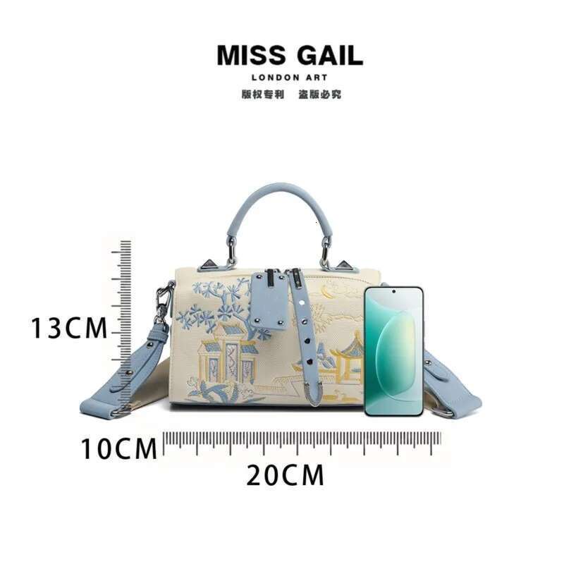 Light brand women s handbag new embroidered Boston versatile high end lightweight single shoulder crossbody bag