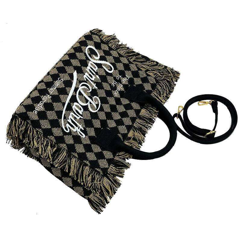 Women's Bags Designer Light Plaid Clutch Tassel Solid Color With Letters Tote Bag Large Capacity Beach Travel High Quality Handbag