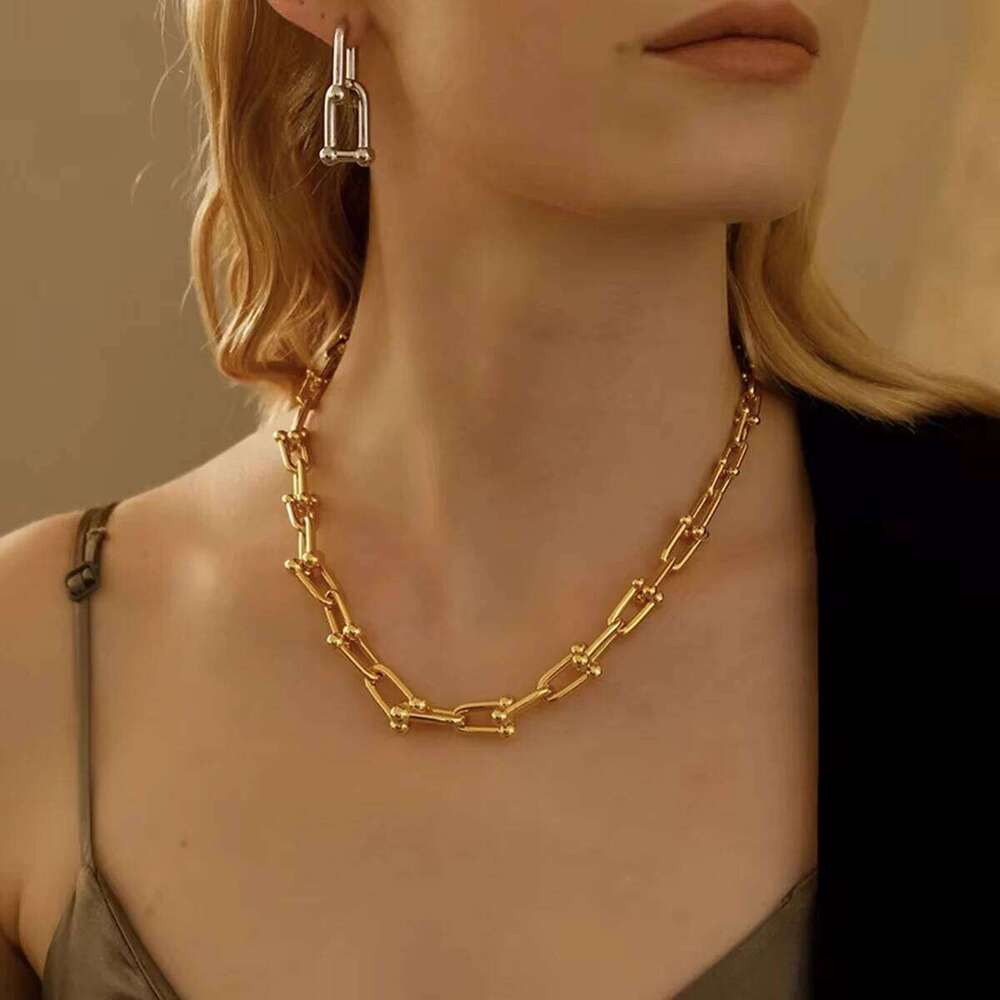 Stainless Steel Jewelry Set U-Shaped Necklace Bracelet Earring Combination For Men And Women To Wear Exquisite Christmas Gifts