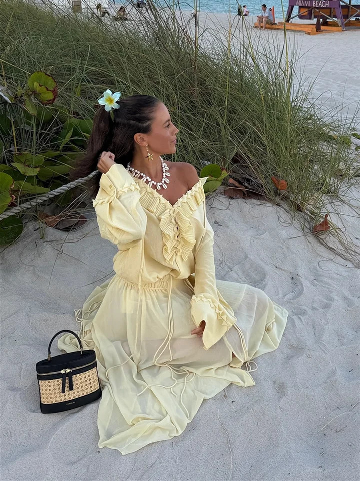 VNeck Lace Up Solid Color Shirt Woman Casual Set Pleated Loose Waist Cinching Skirt Chic Elegant Versatile Baggy Womens Suits 250605Z