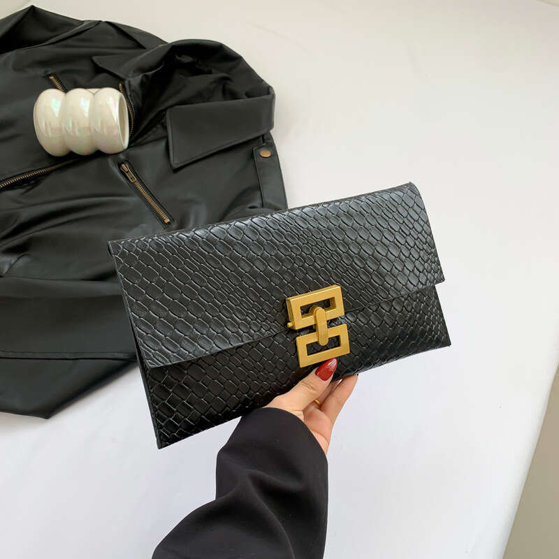 New Clutch Bag for Women Envelope Bag Mini PU Letter Wallet Women Luxury Card Holder Short Walet Small Multi Functiona handbag Small Square Bag Casual