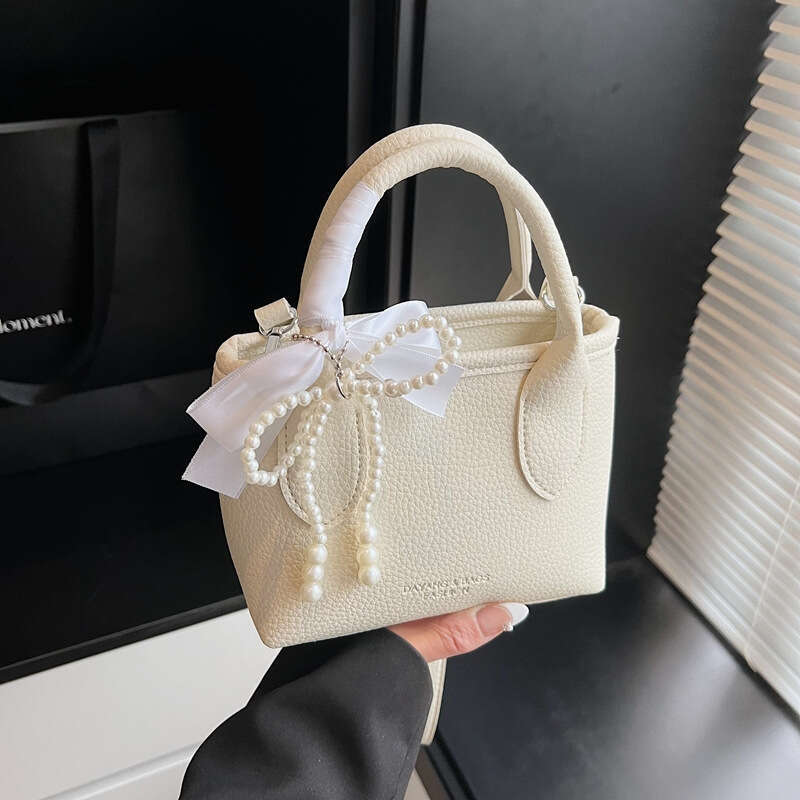 2025 New Handbag Niche Design Bucket for Women Spring Korean Style Fashionable Commuter Single Shoulder Crossbody Bag