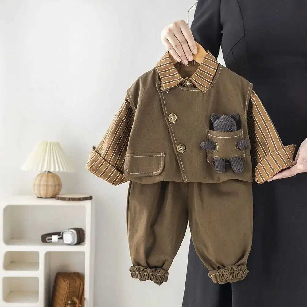 Spring and Autumn Childrens Clothing Set 2025 New Korean Version Boys Baby Vest Shirt Pants 3-Piece Set Kids Outfits 80-120cm R250606