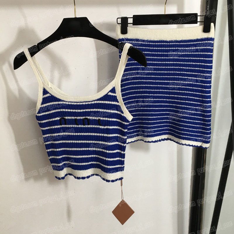 Women Knit Cardigan Tanks Outfit Designer Striped Sweater Top Summer Knitted Tanks Skirt 2 Piece Set Luxury Elegant Singlets Vest Cardigans Suit