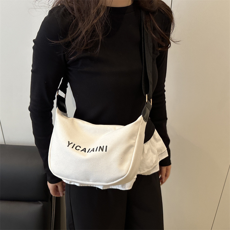 designer Unisex Small Crossbody Bag Stylish Ins 2025 New Niche Design Crossbody Bag Trendy Casual Pillow Bag