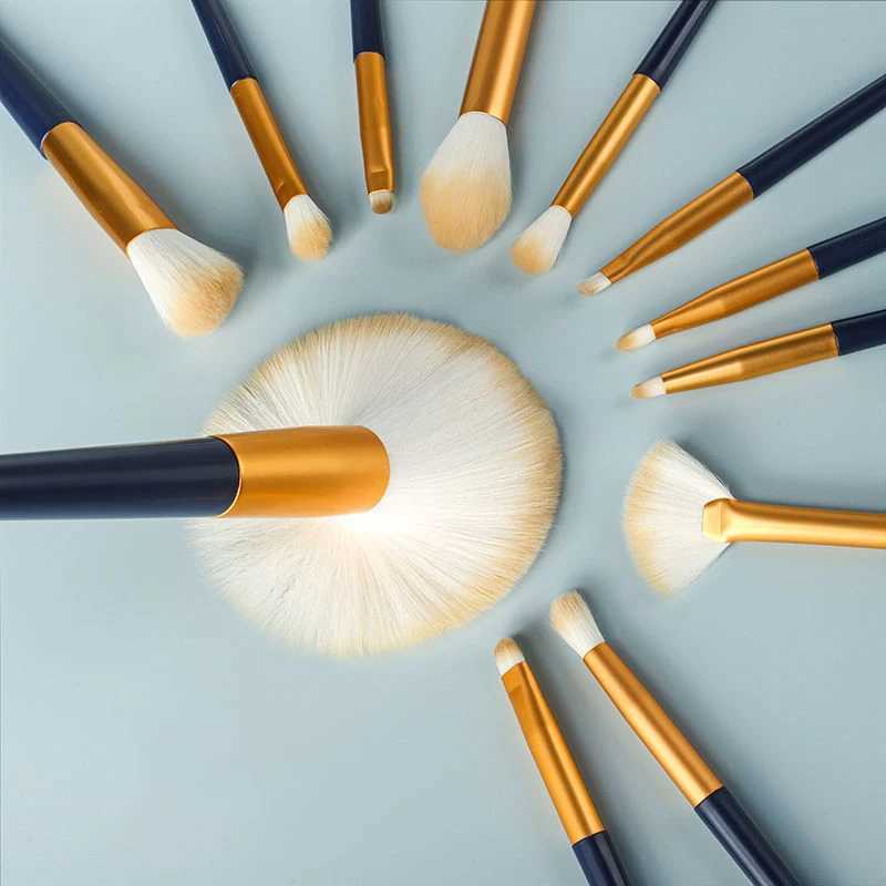 KLINA 12PCS Makeup Brushes Set Kit For Women Professional Natural Brush Foundation Powder Contour Eyeshadow Lip Makeup Tools W250605