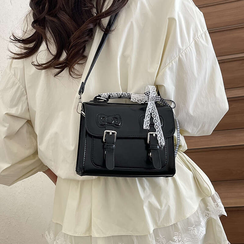 Korean Trend Handheld Small Square for Women 2025 Spring New Fashion Versatile Elegant Casual Shoulder Crossbody Bag