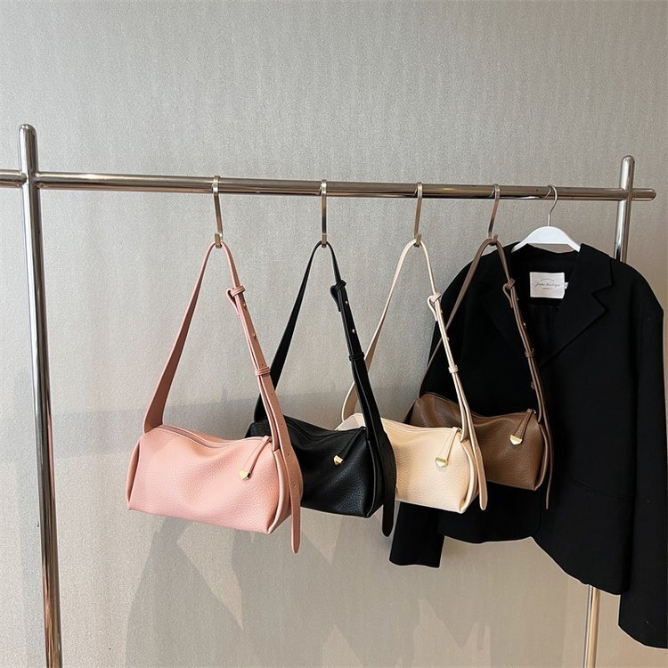 Top High Quality New Style Bag for Women Fashion Texture Underarm Bag 2025 New Pillow Bag Fashion Shoulder Bag Stylish Women's Bag New Free Deliv