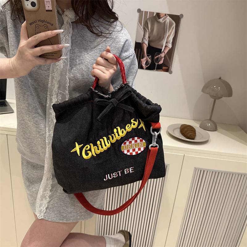designer 2025 Casual Fashion Fresh Style Single Shoulder Bag for Work Commute Women's Crossbody Bag Unisex Commute Tote Bag