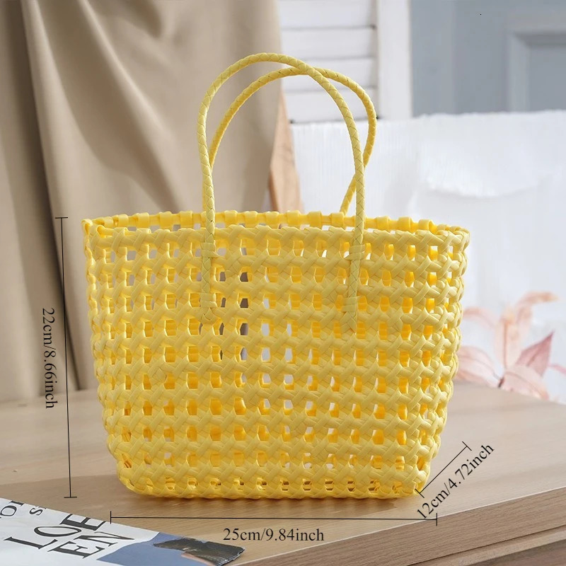 Plastic Woven Hollow Tote Bag Beach-Ready Handbag Lightweight Womens Boho Braided Purse with Eco-Friendly Material 250604